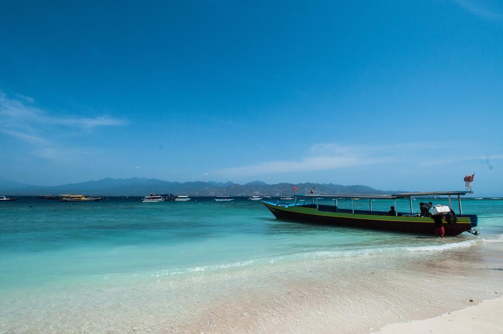 Ambary House Gili Trawangan- 2 Bedroom Private Villa, Pool Стая снимка